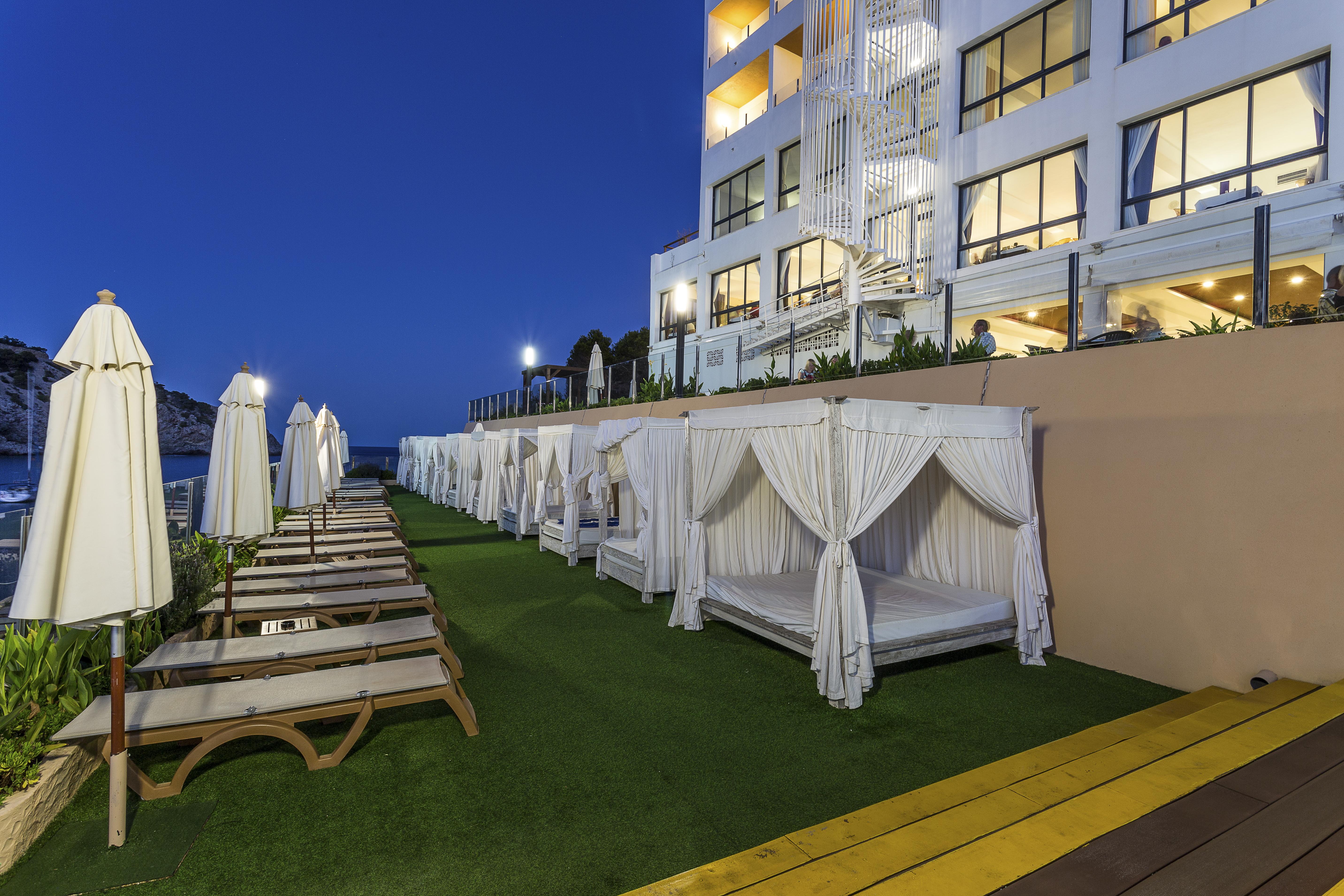 Palladium Hotel Cala Llonga - Adults Only Cala Llonga (Ibiza) Exterior foto